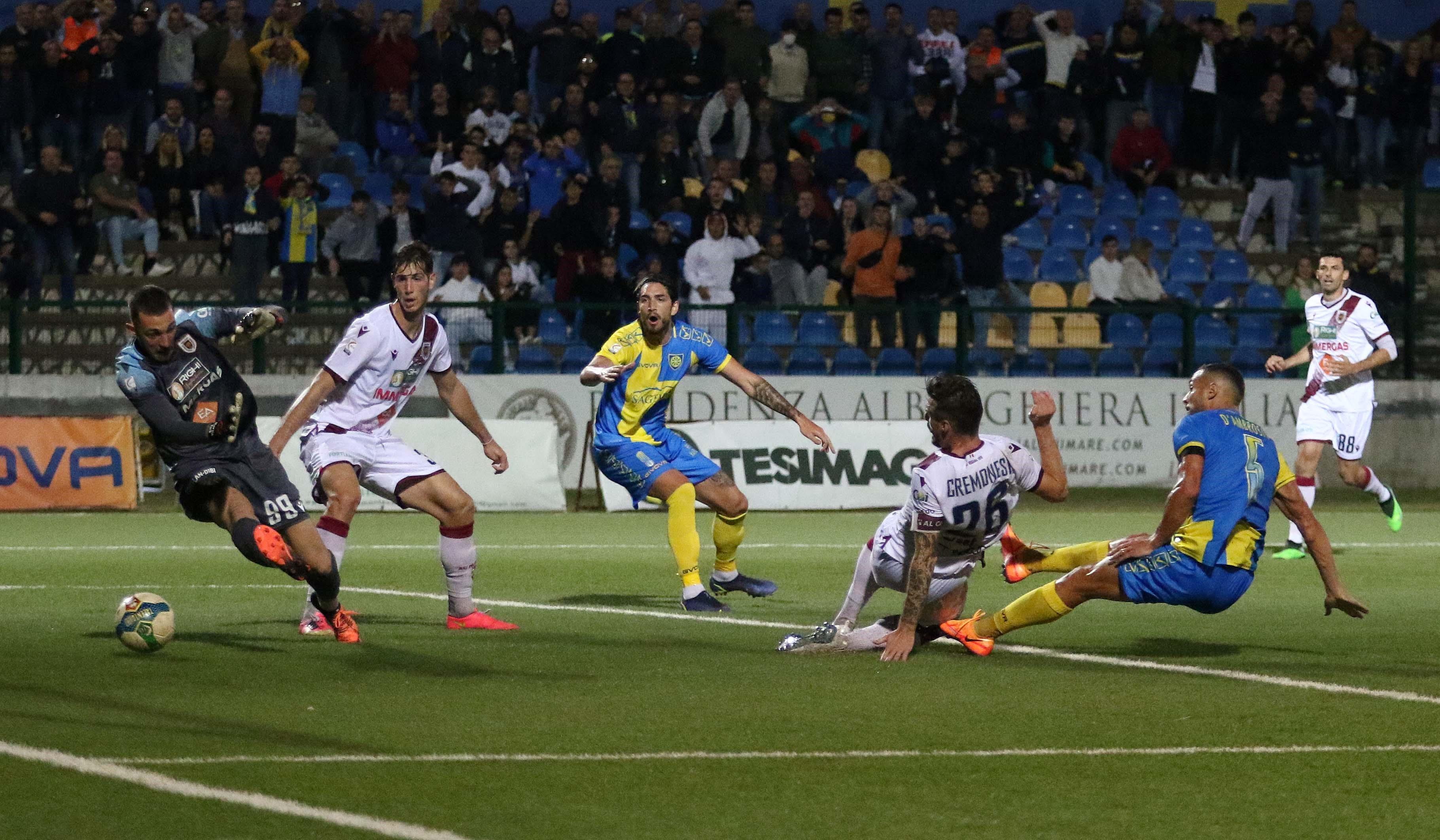 Reggiana, la vetta sfuma al 96’