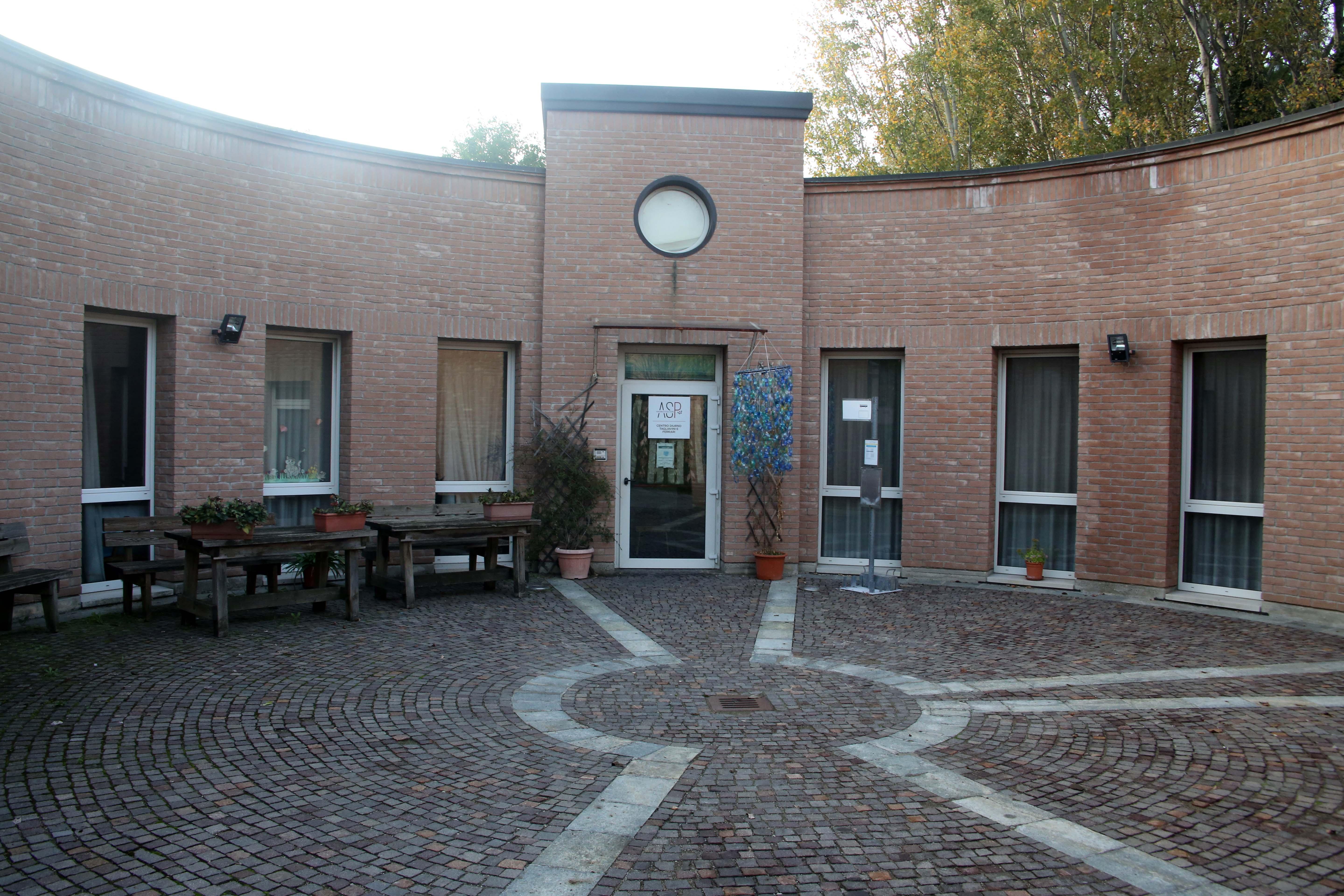 Centro diurno vandalizzato