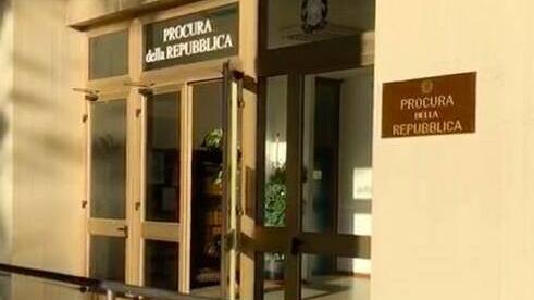 La procura di Massa Carrara dove è stata depositata la querela