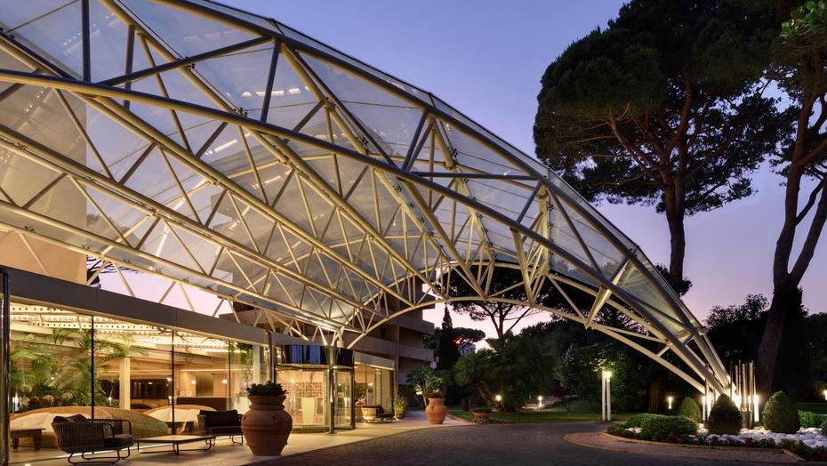 L’ingresso del Park Hotel Marinetta di Marina di Bibbona