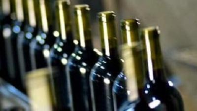 Vino, mancano le bottiglie di vetro per il vino e l’olio. Le aziende costrette a correre ai ripari
