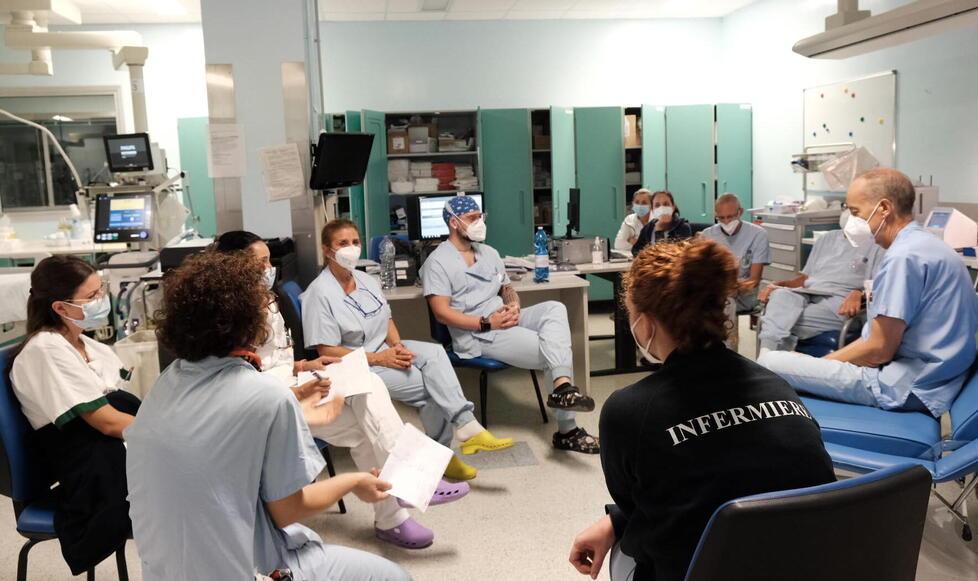 Versilia, terapia intensiva aperta ai familiari: «Così i pazienti stanno migliorando»