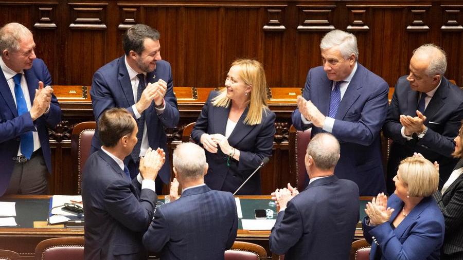 L’abito nuovo della destra italiana