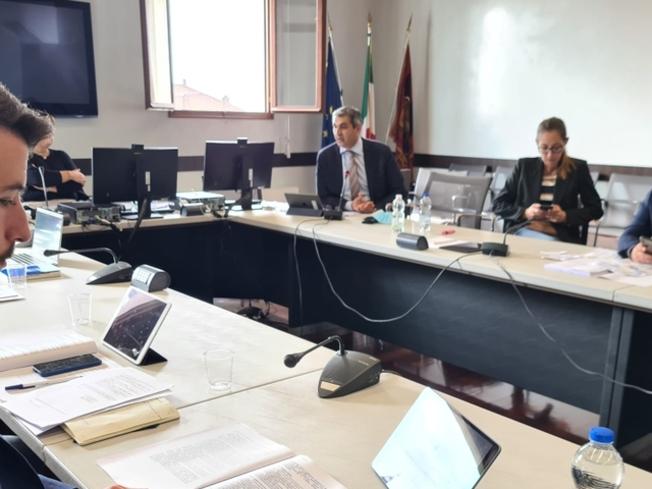 Comunicato Stampa: Sesta commissione: Ok a coordinamento poli fieristici veneti e primi passi legge su turismo fluviale