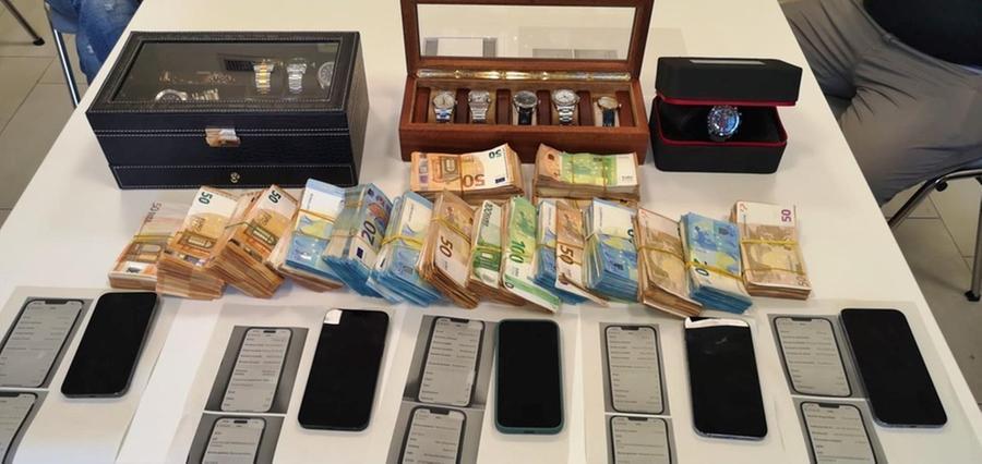 Indagini a Cento, le mani della ’ndrangheta per spolpare le aziende sane