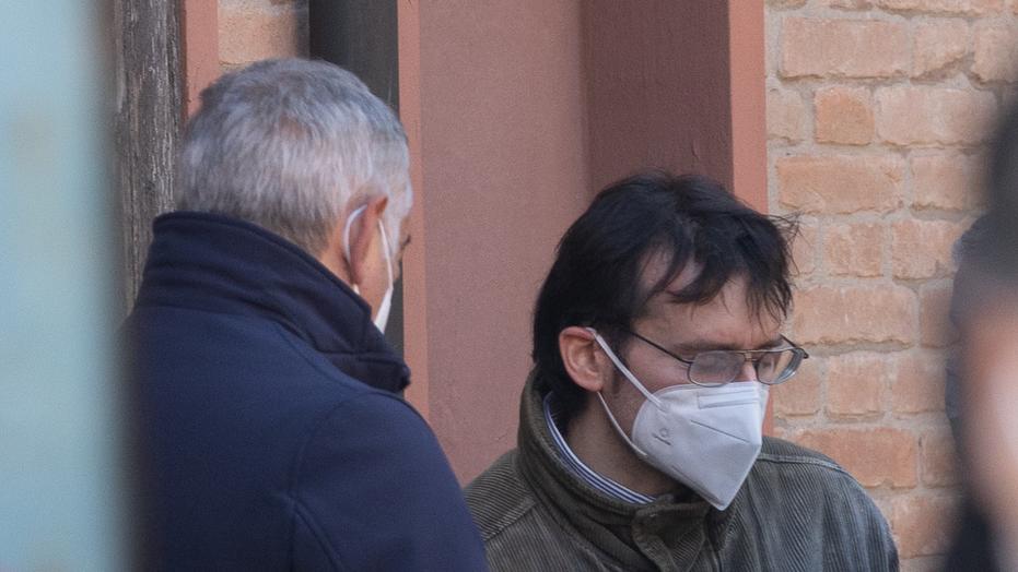 Ferrara, la confessione: «Ho ucciso mamma, si è anche difesa». Sonia ricorda quella tragica mattina
