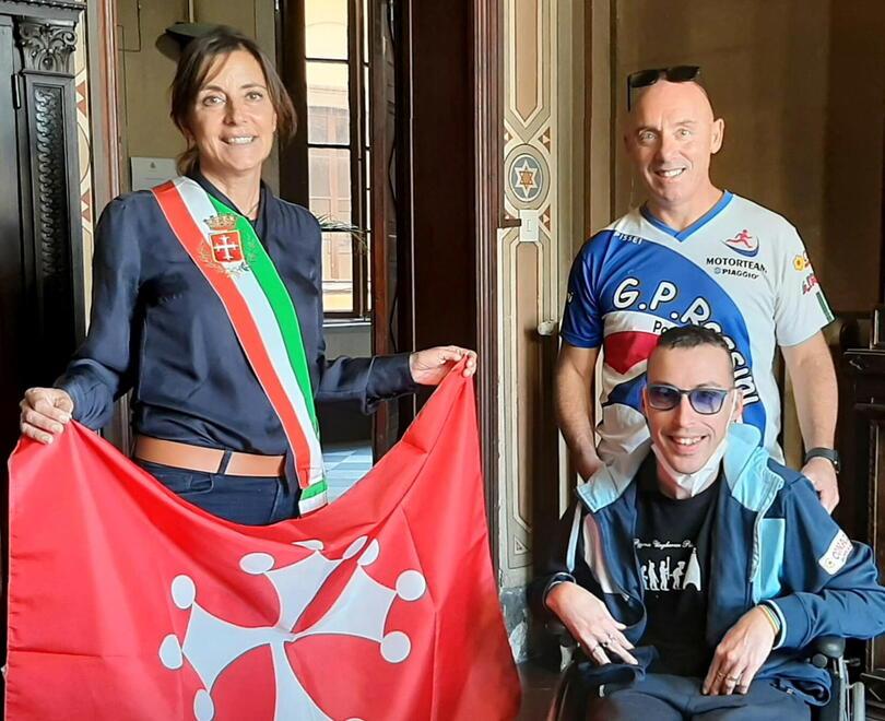Federico e Francesco, alla maratona di New York con la bandiera di Pisa
