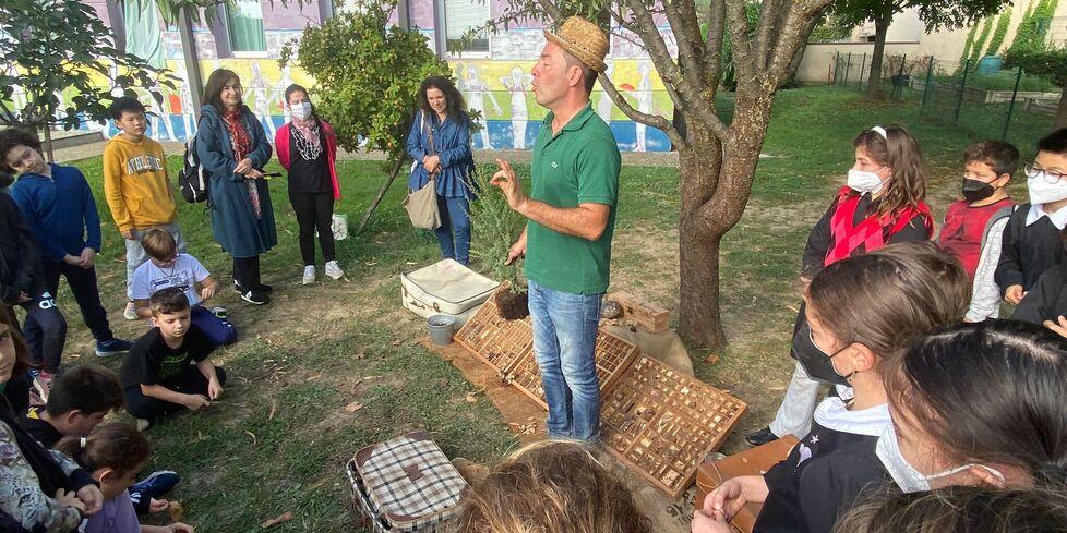 Un bosco didattico arriva a scuola Nuove piante alla primaria Crocini