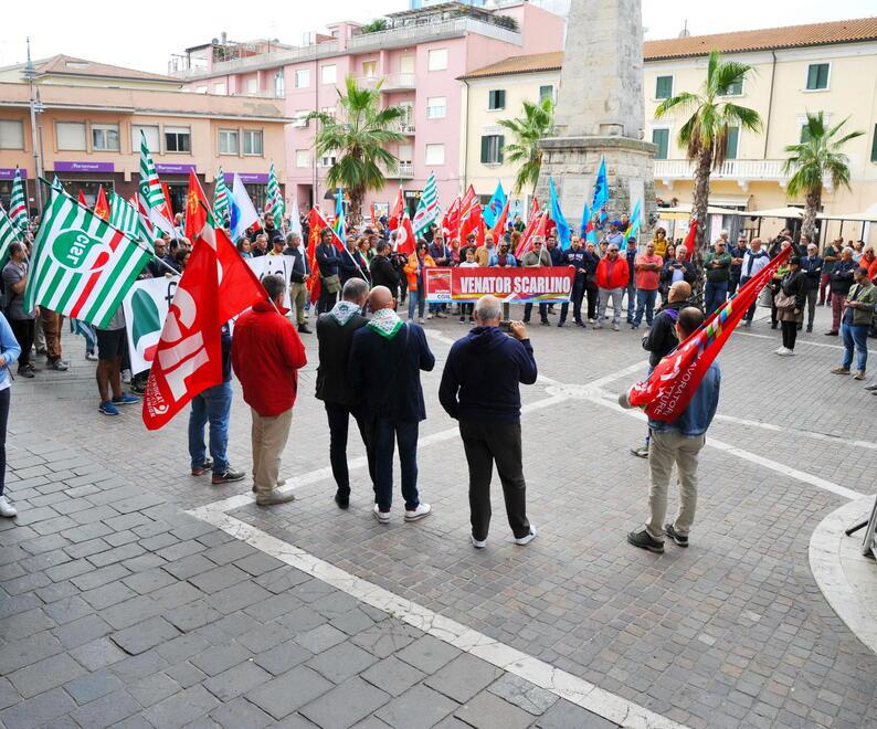 Venator, si apre uno spiraglio: ipotesi contratti di solidarietà