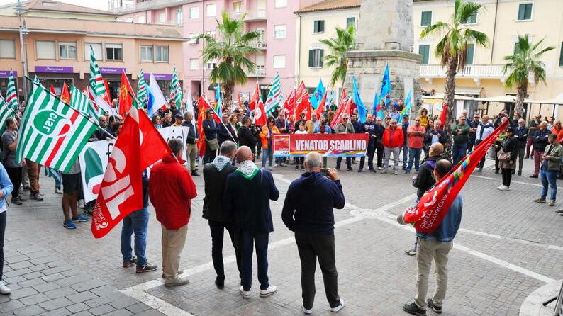 Venator, si apre uno spiraglio: ipotesi contratti di solidarietà