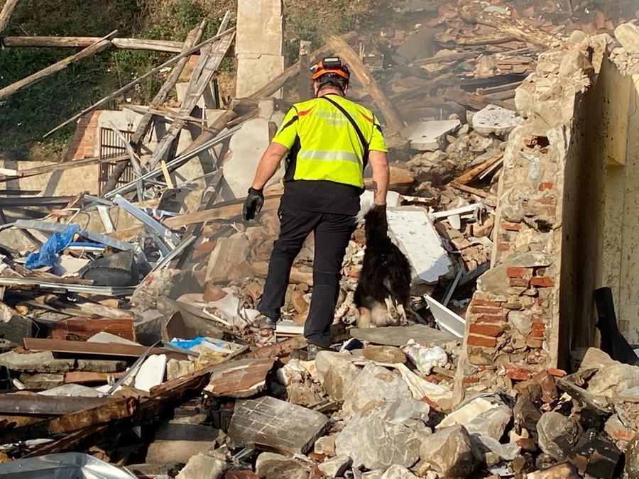 
	Cosa resta della palazzina distrutta

