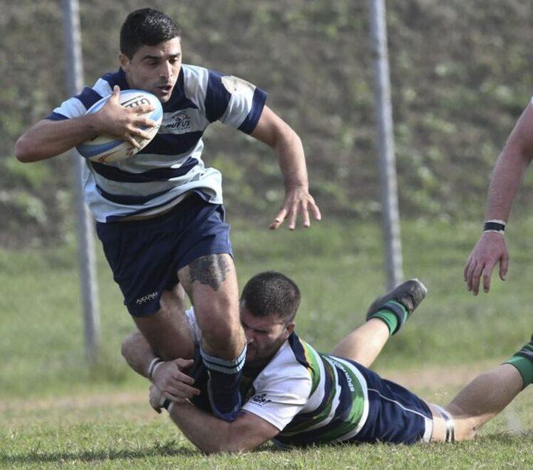 Nella foto, un’azione del Rugby Rufus San Vincenzo durante l’ultima partita contro Bellaria Pontedera