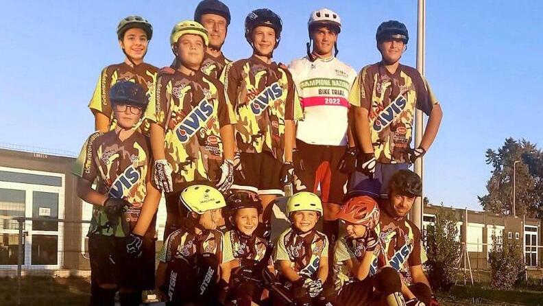 Il gruppo della Cicli Avis Rosignano