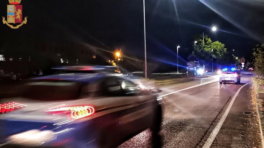 Modena: prima la cena, poi fuga senza pagare i 90 euro del conto. Caccia ai tre “scrocconi”