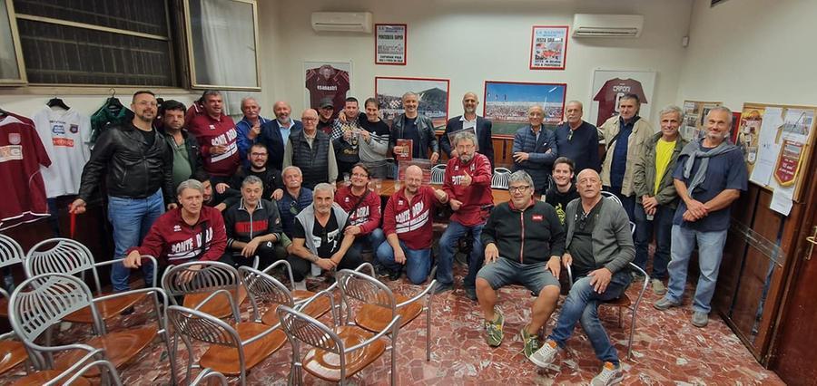 
	La foto di gruppo al termine della serata di gioved&igrave; 27 ottobre al bar Baldini

