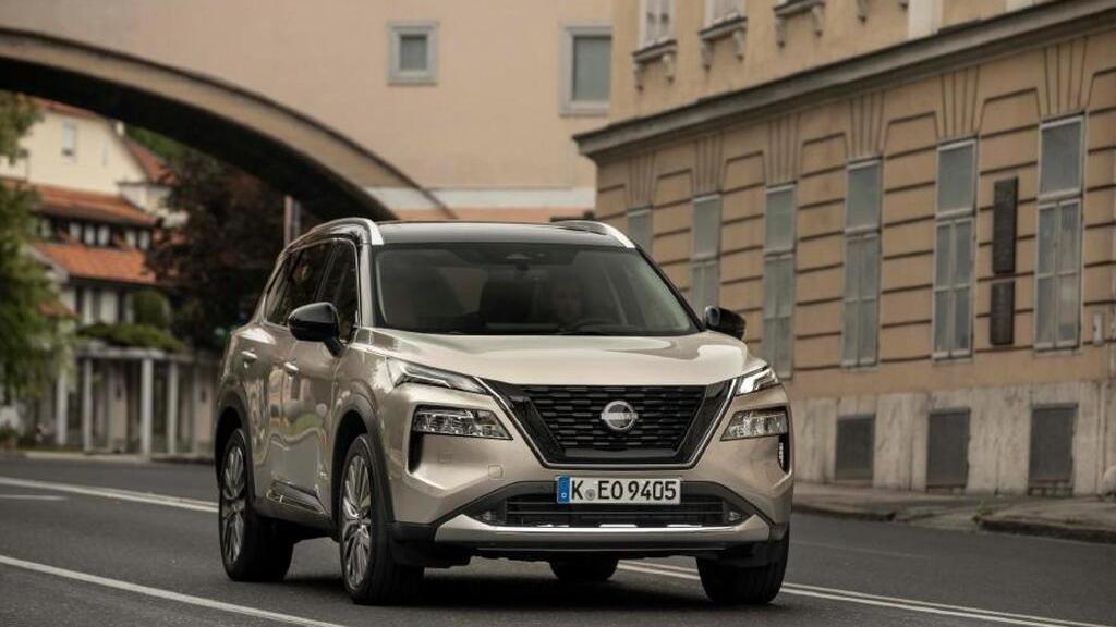 Suv elettrificato Nissan X-Trail, si guida come l'elettrico
