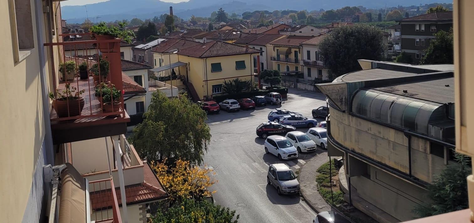 Vicofaro, picchiato un migrante; i residenti: così non può continuare 