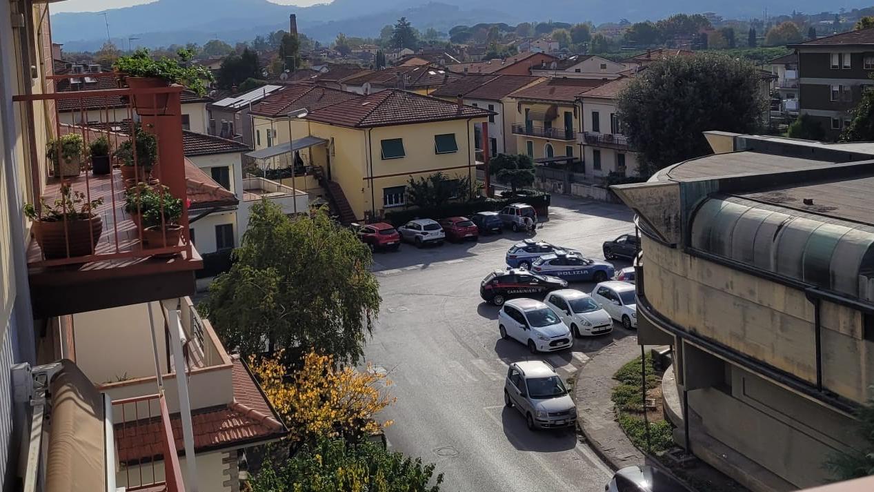 Vicofaro, picchiato un migrante; i residenti: così non può continuare