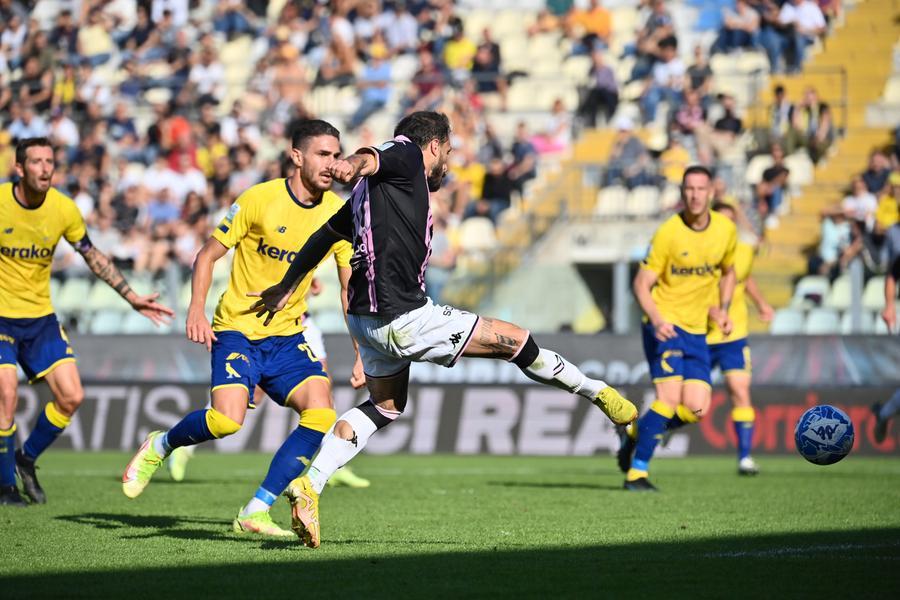 Serie B, un buon Modena non basta: il Palermo vince 2 a 0