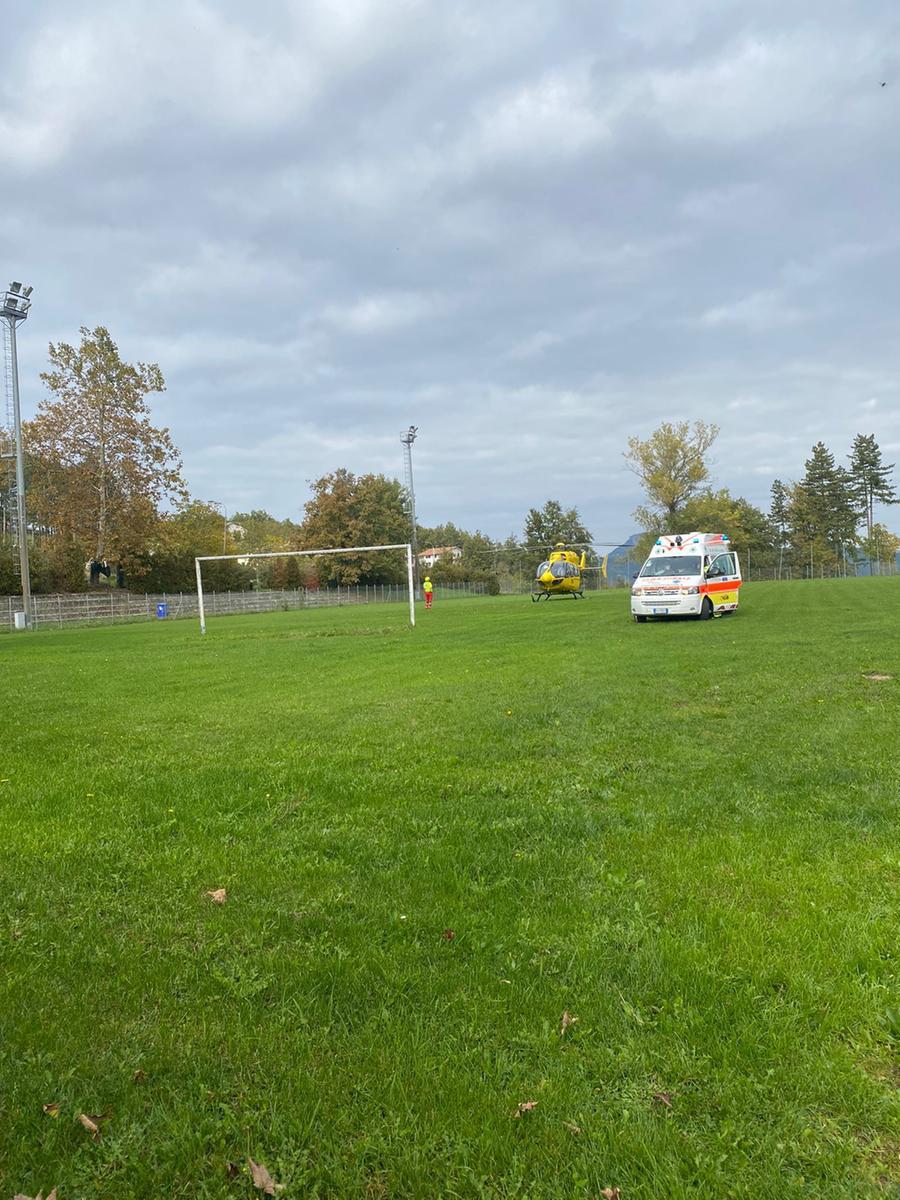 Villa Minozzo, investito da un’auto a Costabona, grave un ciclista