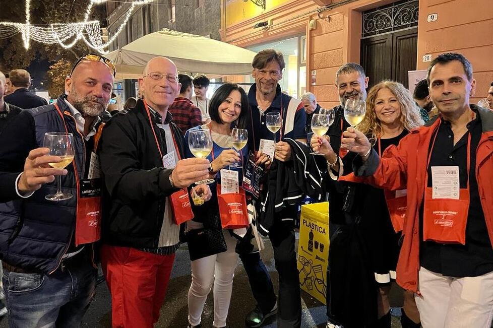 Modena. La Lambruscolonga ha fatto il botto 