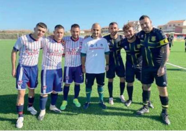 Stop alla violenza: la protesta silenziosa degli arbitri di calcio 