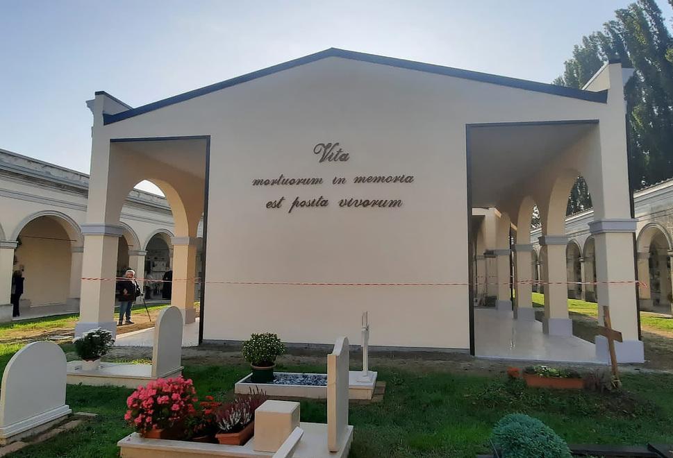 Pronti i cento nuovi loculi nel cimitero di Renazzo 