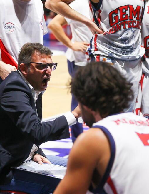 Il coach della Gema Agostino Origlio