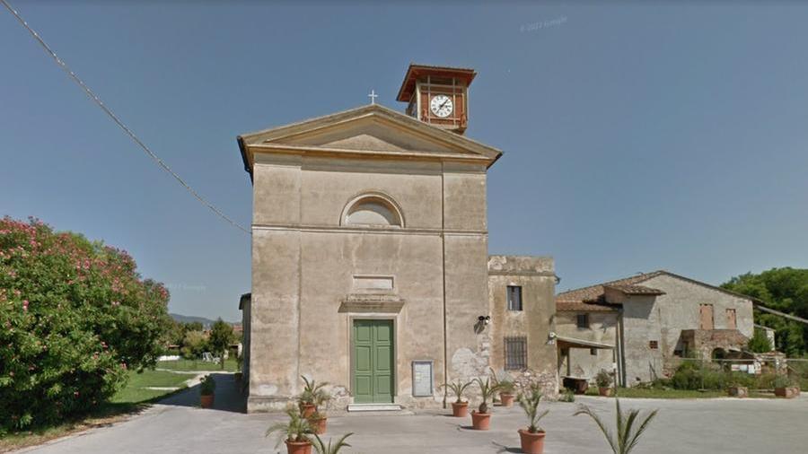 Muore a 16 anni per malattia: «Un giorno triste per il nostro paese»