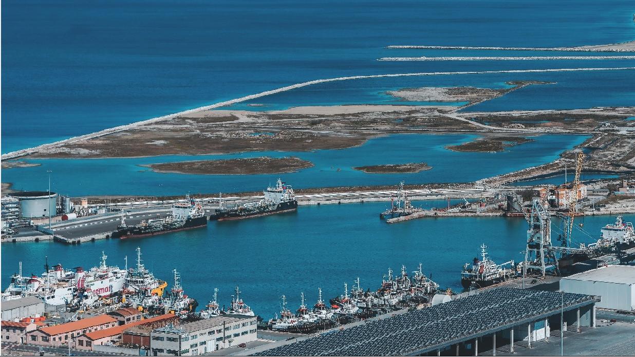 Darsena Europa, si parte con i test sui campi-prova