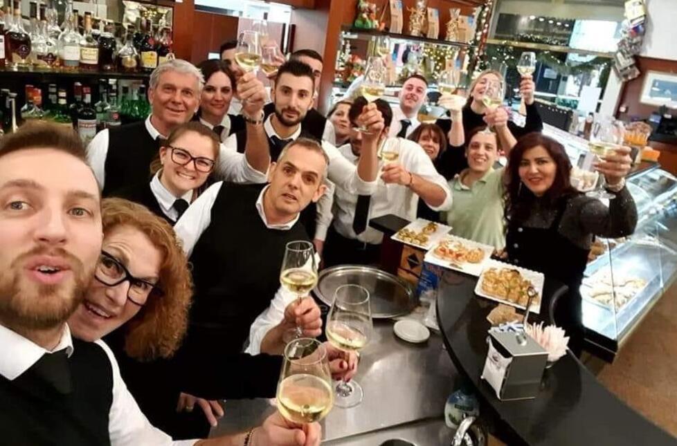 Lo storico Caffé Principe chiude i battenti: riaprirà nella nuova versione firmata Prada