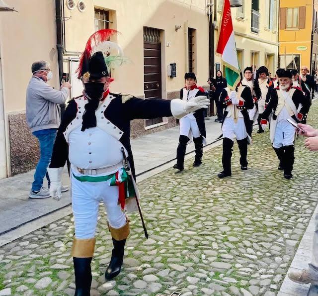 Fiera di San Simone  ventimila  visitatori affollano le strade  del centro  storico