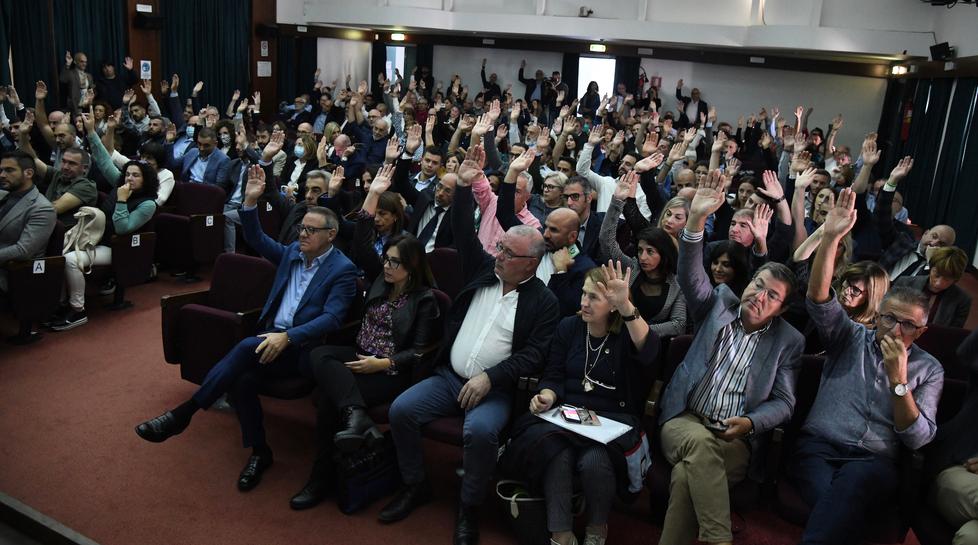 Tutto il Nuorese per Sos Enattos e contro l’eolico a Gomoretta