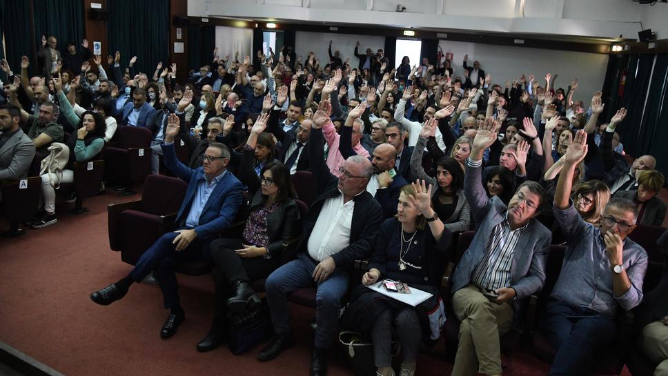 Tutto il Nuorese per Sos Enattos e contro l’eolico a Gomoretta