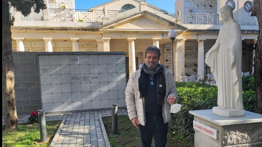 Adesso le ceneri del caro estinto possono entrare anche nel camposanto cattolico