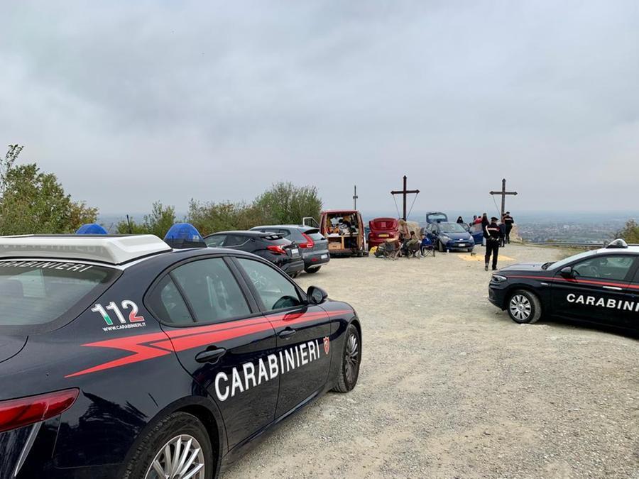 Accampati alle Tre Croci dopo il rave di Modena, sgomberati