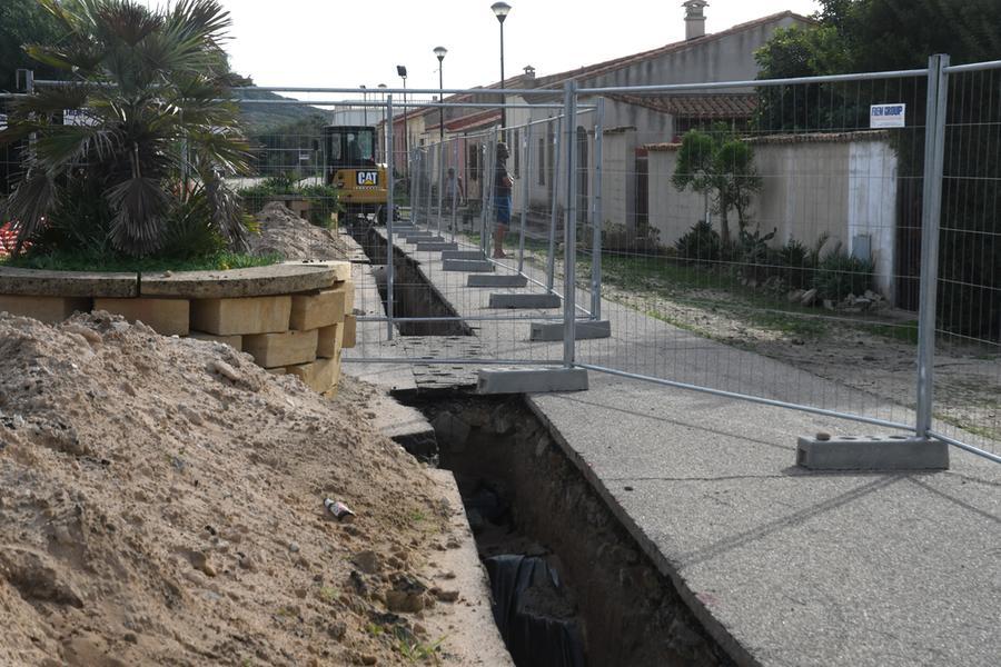 
	Un tratto dello scavo per la realizzazione delle fognature a San Giovanni di Sinis

