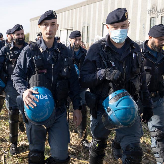Modena Dopo lo sgombero sono 14 i denunciati per il Rave party
