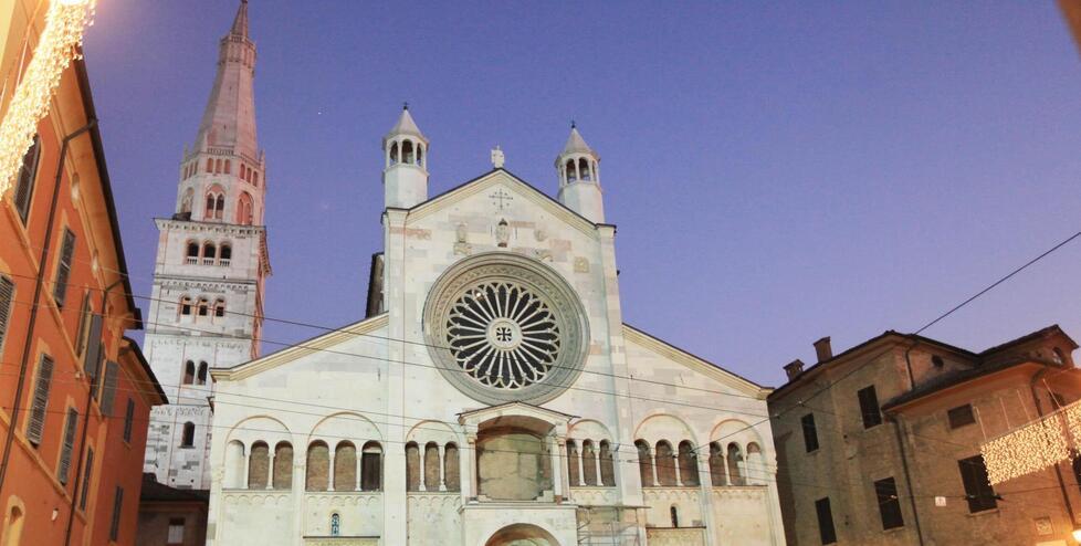 Offerte in calo, bollette salate «La Chiesa Modenese resiste se virtuosa» 