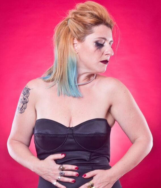 Modena. Teatro Storchi, Licia Lanera racconta la nascita dello spettacolo “Love Me” 