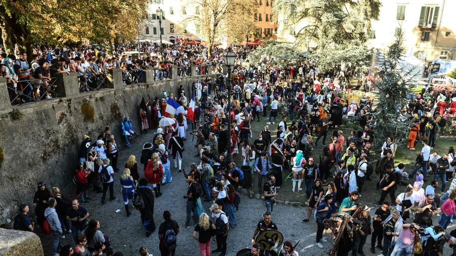 Denunciati 11 borseggiatori. 13 fogli di via del questore