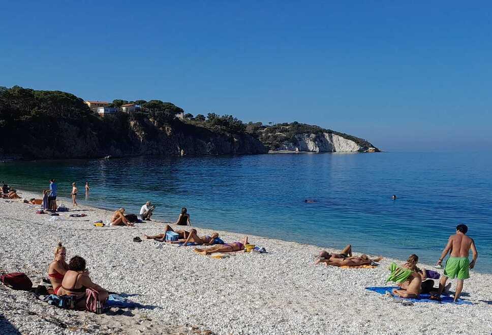 All’Elba è boom del turismo autunnale last minute: grandi hotel chiusi, nei b&b tutto esaurito