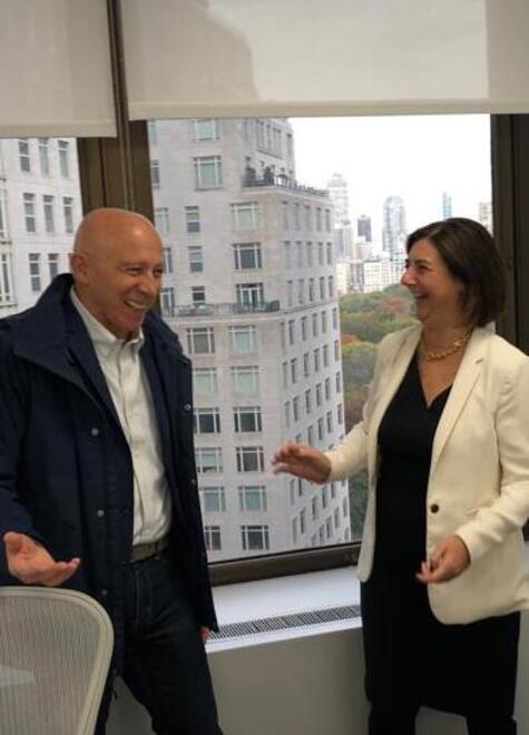 Il sindaco di Peccioli Renzo Macelloni e Maria Perbellini del New York institute of technology