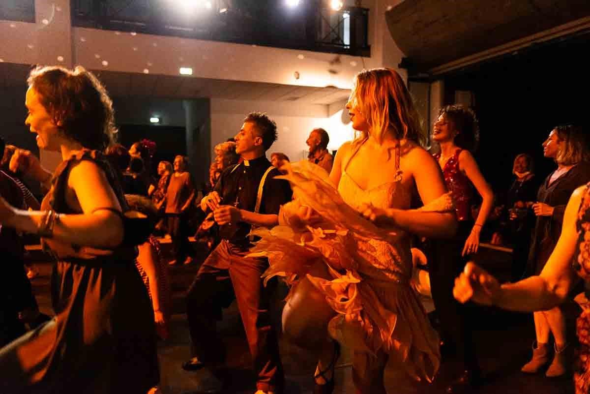 “Dal liscio al rave”, alla scoperta del ballo