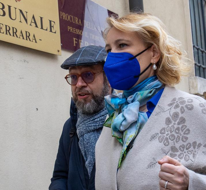 Le perizie contro i medici No-vax di Ferrara: «Era acqua diluita, non vaccino»