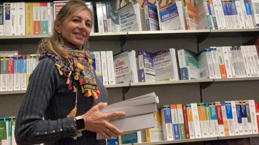 Nicoleta NImat (titolare della libreria Sapiens in via Liri)