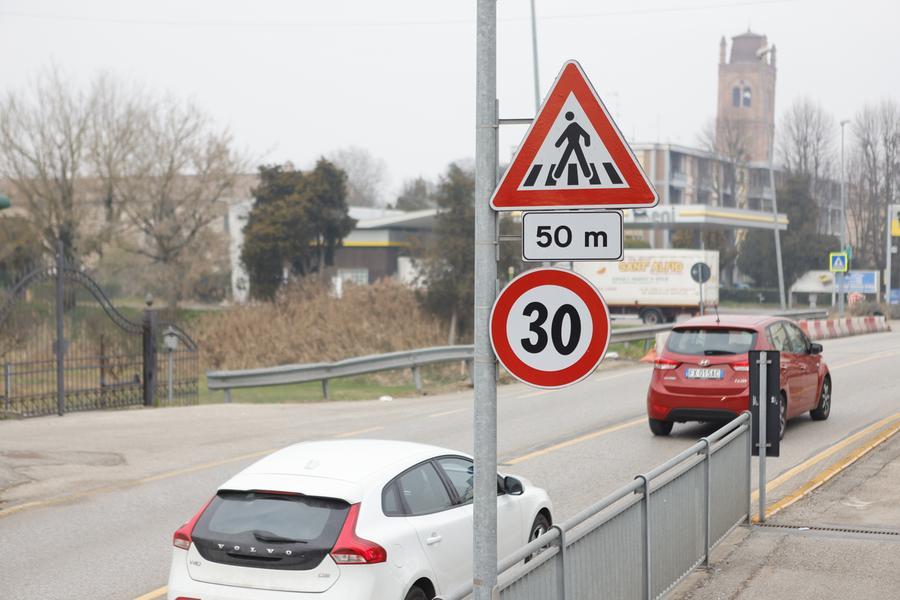 «Subito la città a 30 all’ora». Ciclisti in pressing su Lodi