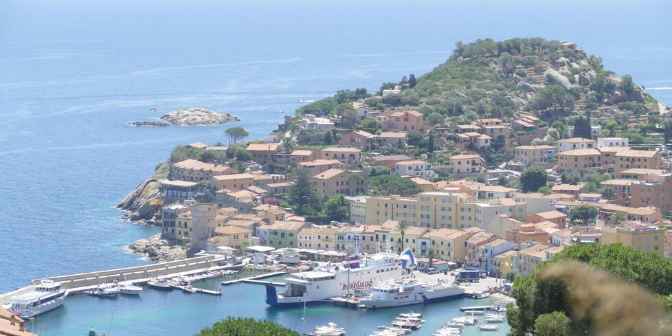 Una veduta dell'isola del Giglio