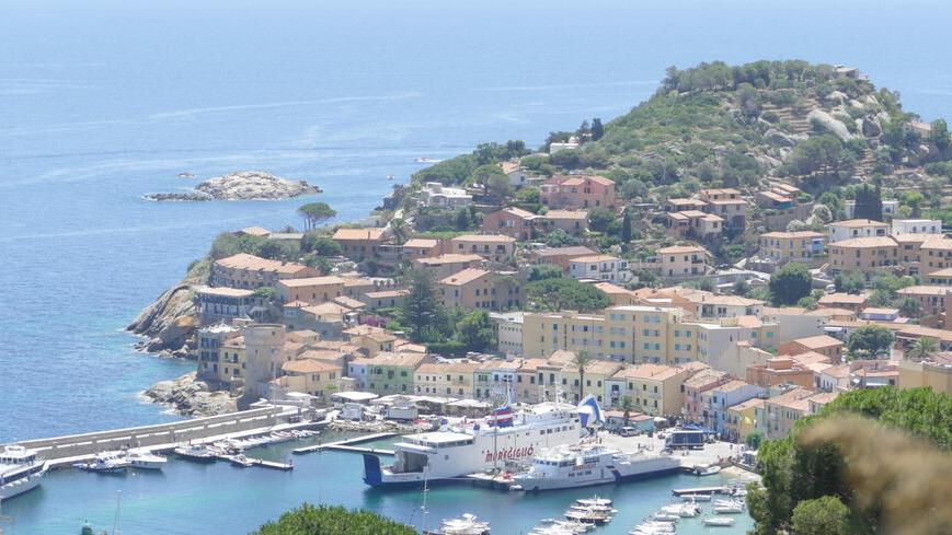 Una veduta dell'isola del Giglio