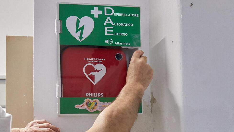 Un defribillatore